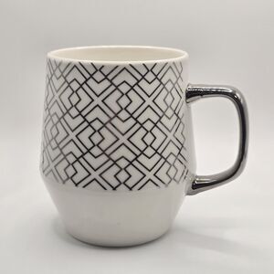 Edible Arrangements Geometric Mug  Pattern Silver Painted Handle 25oz Cup 5"